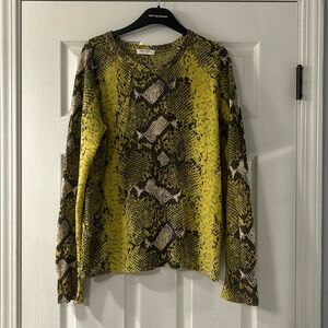 Equipment Cashmere sweater size M